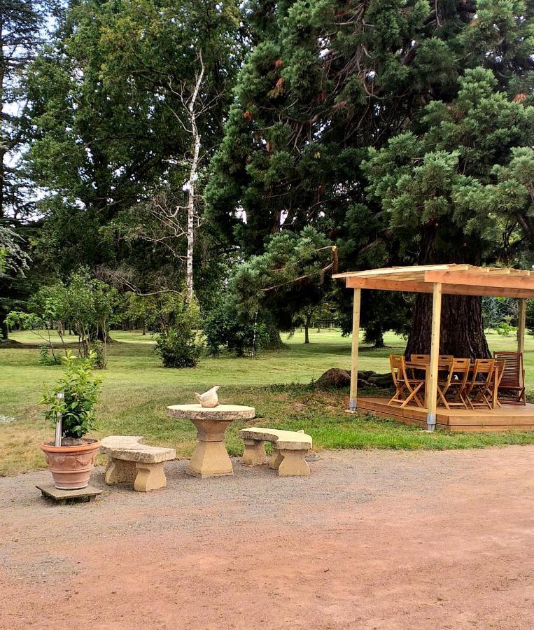 Domaine Berenguer Acomodação com café da manhã Ouches Exterior foto