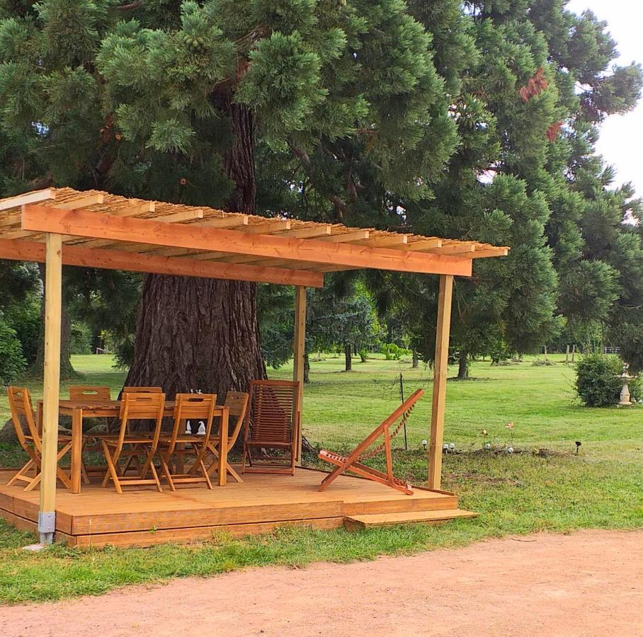 Domaine Berenguer Acomodação com café da manhã Ouches Exterior foto